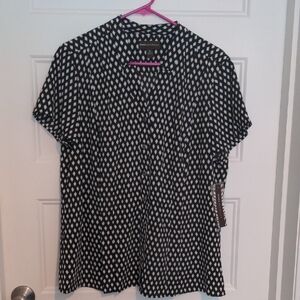 Dana Buchman Black and White Diamond Print Blouse - Size XL